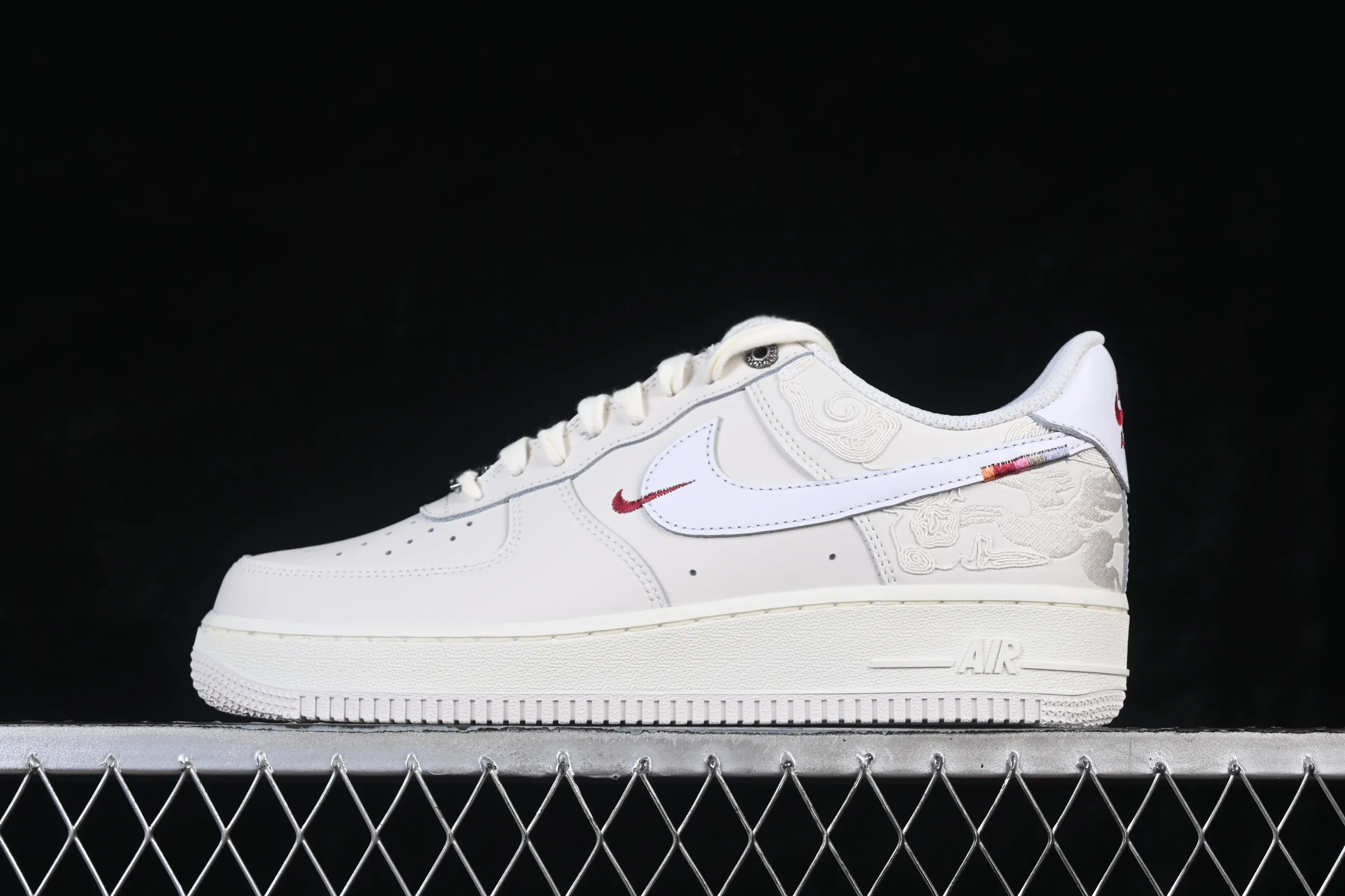 All categories Nk Air Force 1 Air Force series Nk Air Force 1 Low Air Force low-top Nike Air Force 1'07 Low Year of the Horse limited edition Air Force 1 low-top casual sneakers IQ1119-011